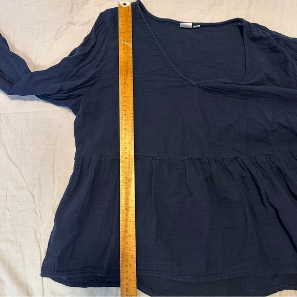 Gap Peplum Top - Picture 5 of 8